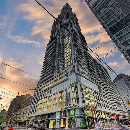 Cozy Condo Near Eatoncentre Mall Toronto Kültér fotó